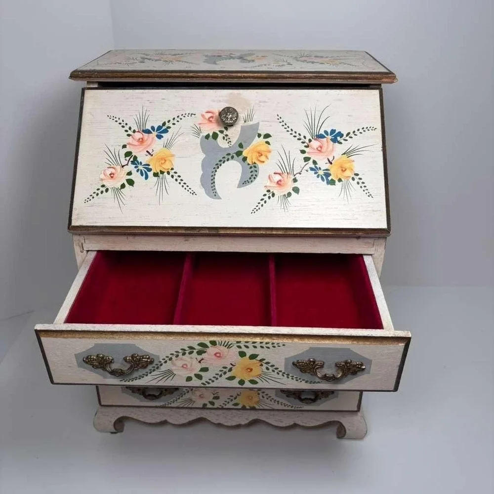 VTG Andrea by Sadek hand-painted wooden‎ jewelry music box cream floral design
